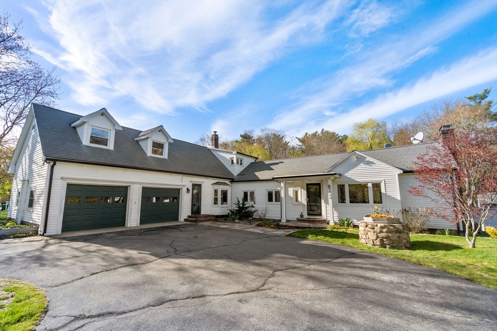 Photo 1 of 42 — 266 Willow St, Mansfield, MA 02048