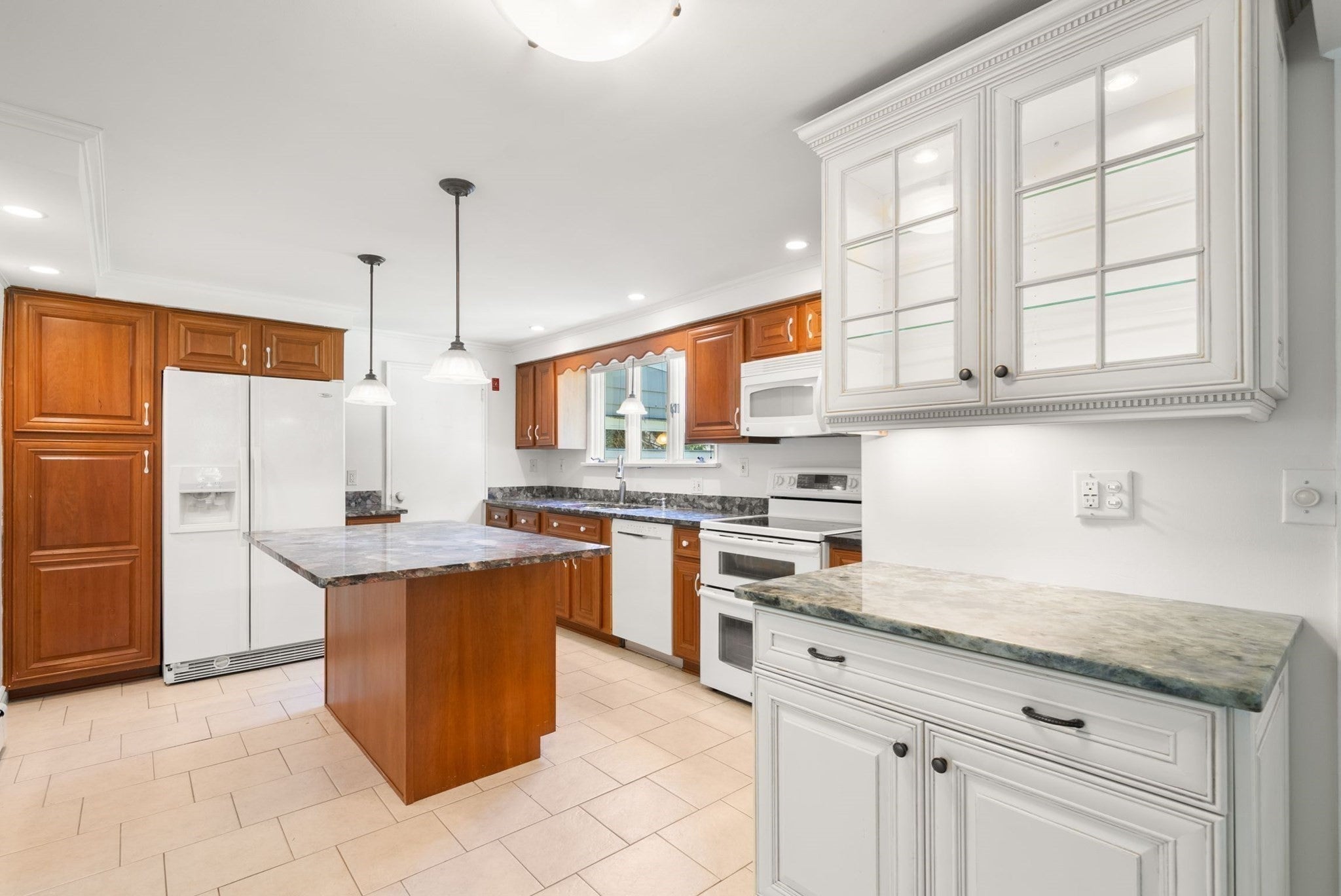 4 Carson Rd, Woburn, MA, 4 Carson Rd, Woburn, MA Photo #16