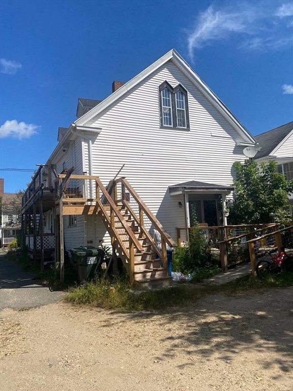 60 Pulaski St