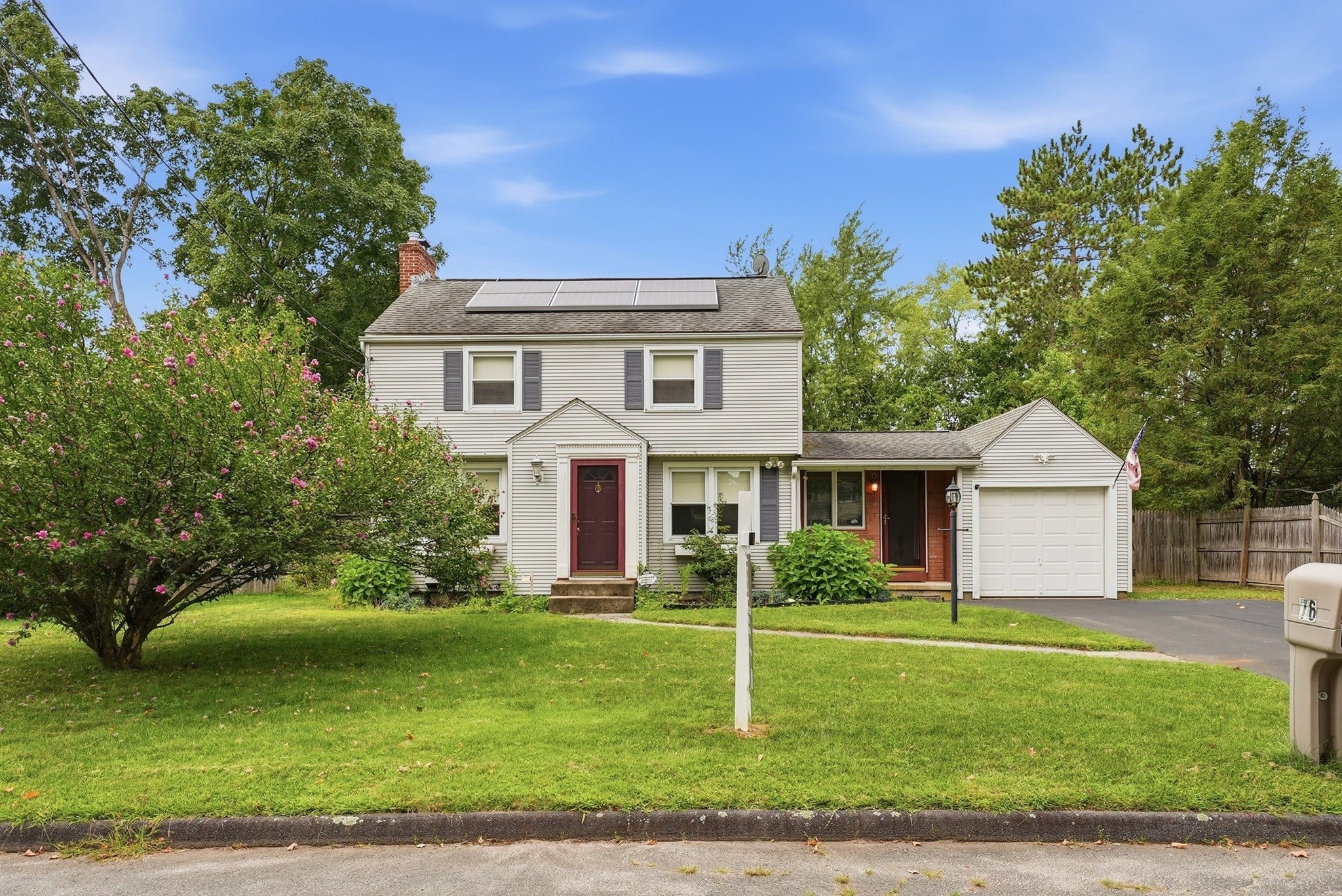76 Fenway Dr, Springfield, MA Photo #1