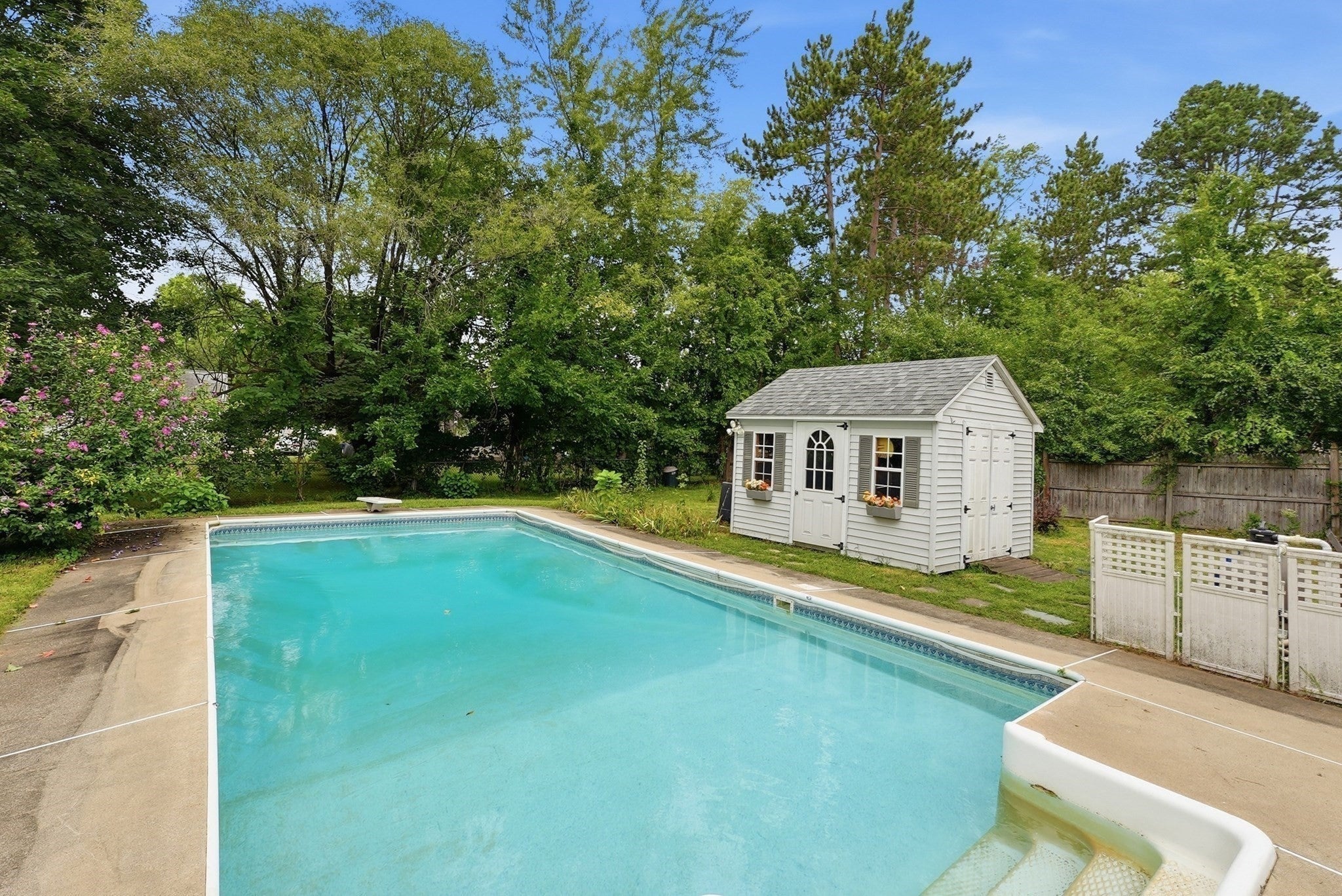 76 Fenway Dr, Springfield, MA Photo #38