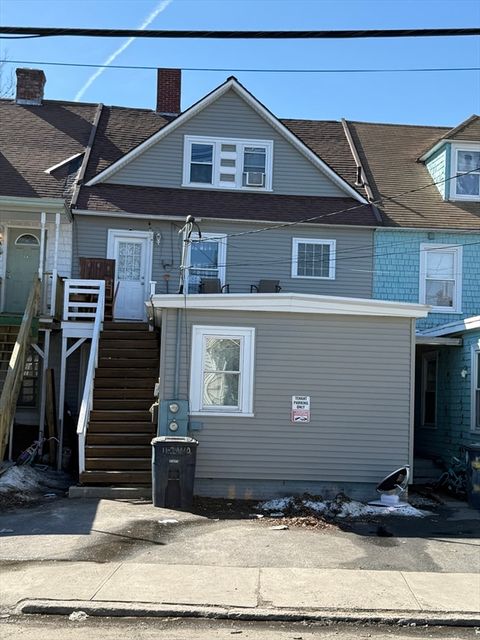 11 Amory St Nashua NH 03060