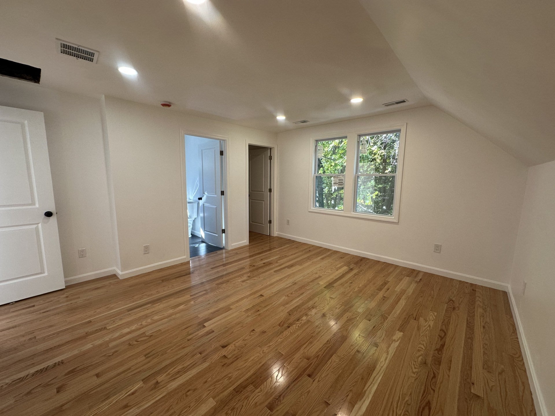 3 Regan Pl, Leominster, MA, 3 Regan Pl, Leominster, MA Photo #20