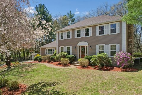 Photo of 72 Oak Ave, Northborough, MA 01532 (MLS # 73522708)