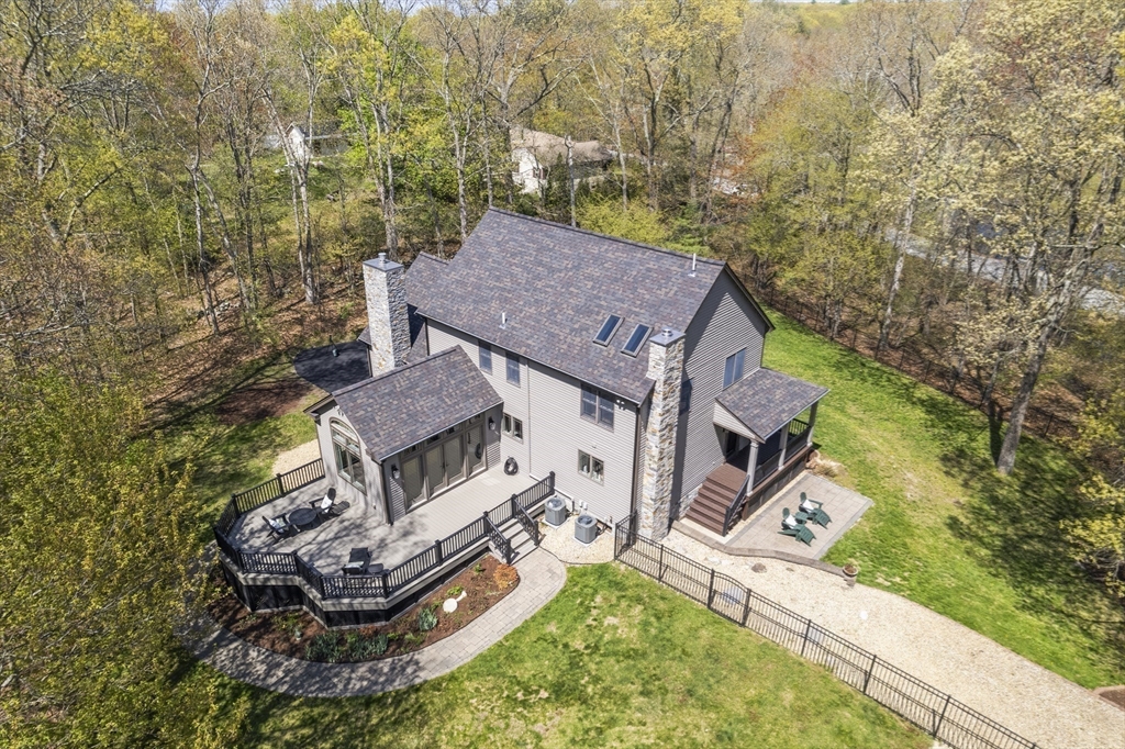 52 Fales Road