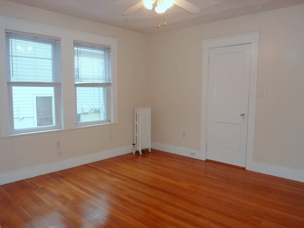 Belmont, Massachusetts 02478, United States, 2 Bedrooms Bedrooms, ,1 BathroomBathrooms,Residential,Active,253740