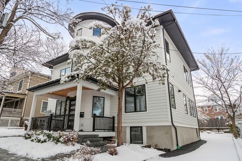 Photo of 116 Thorndike St #2, Brookline, MA 02446 (MLS # 73470213)