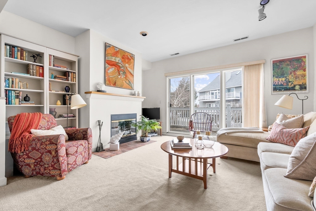 20 Ship Ave 17