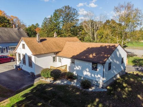 4 Foster Street Leicester MA 01542