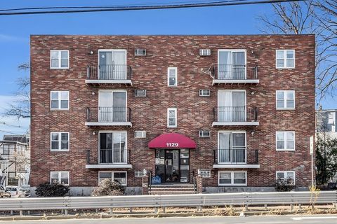 1129 North Shore Road 3D Revere MA 02151