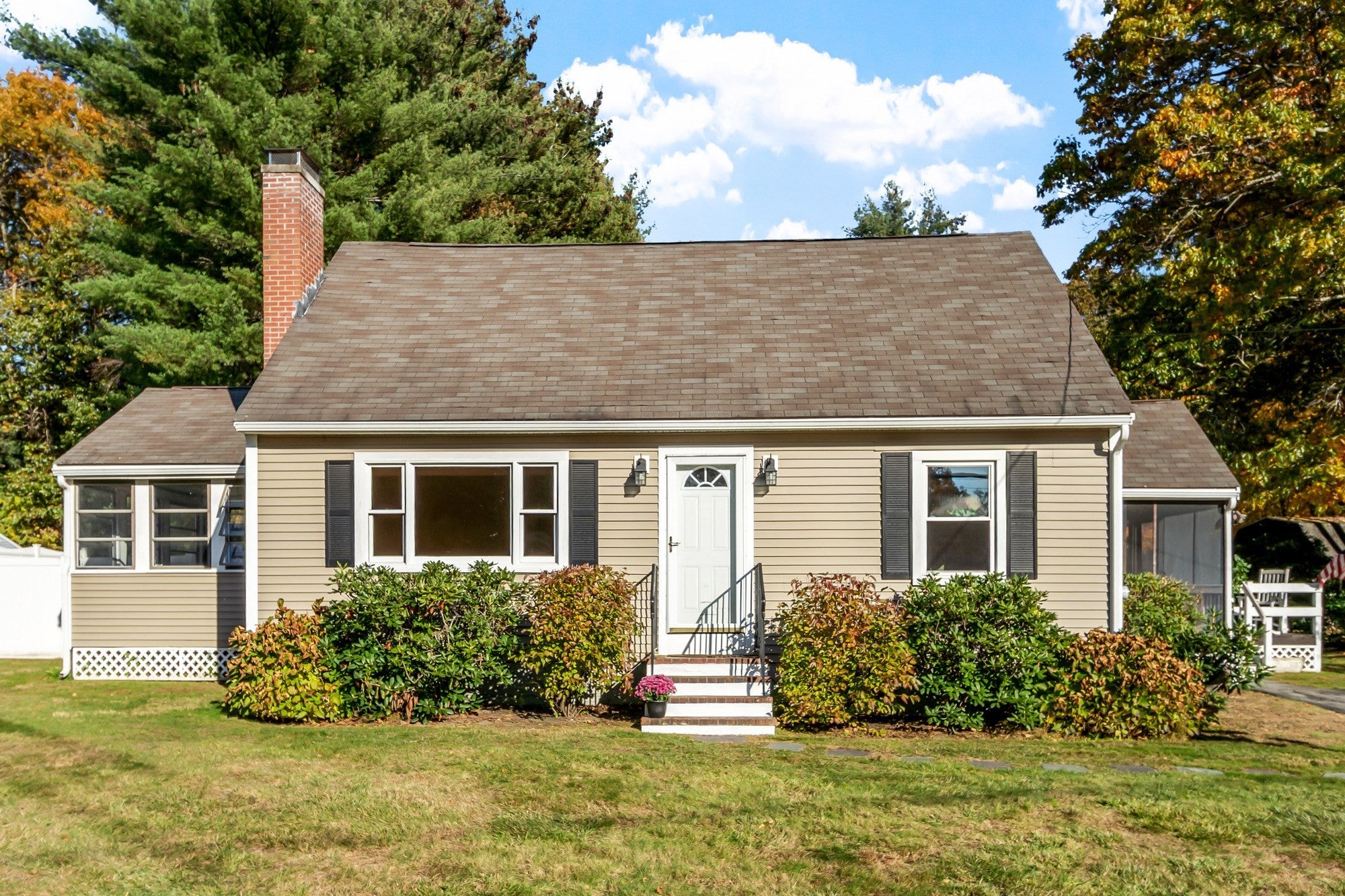 6 Courtland Dr