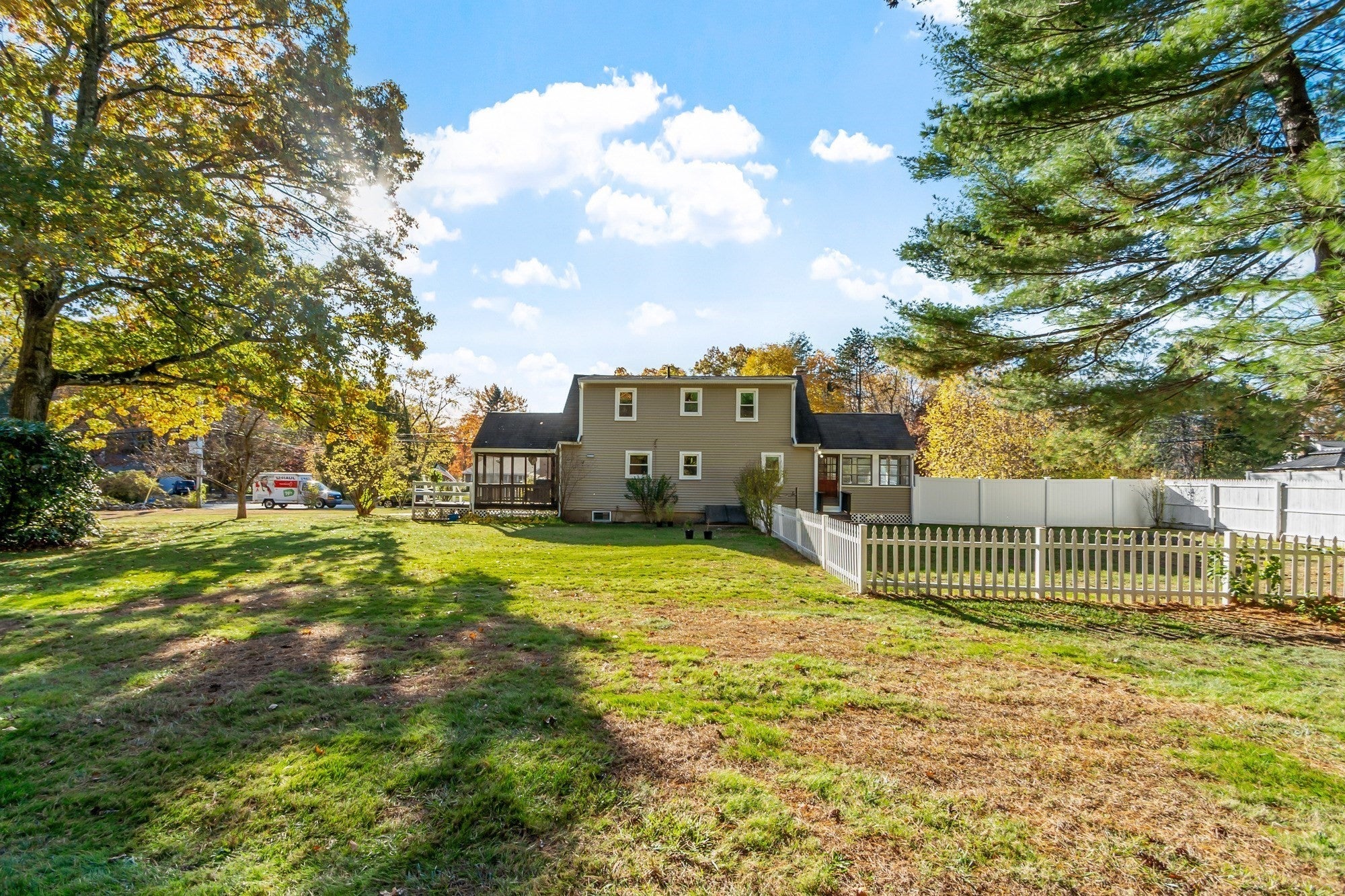 6 Courtland Dr