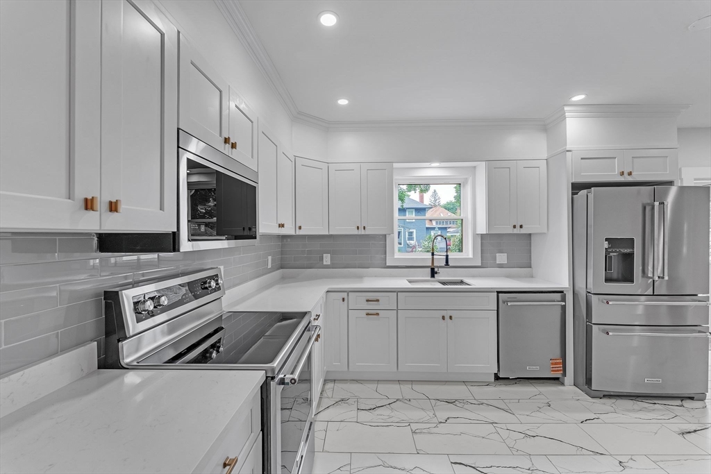 5 Winthrop Ave