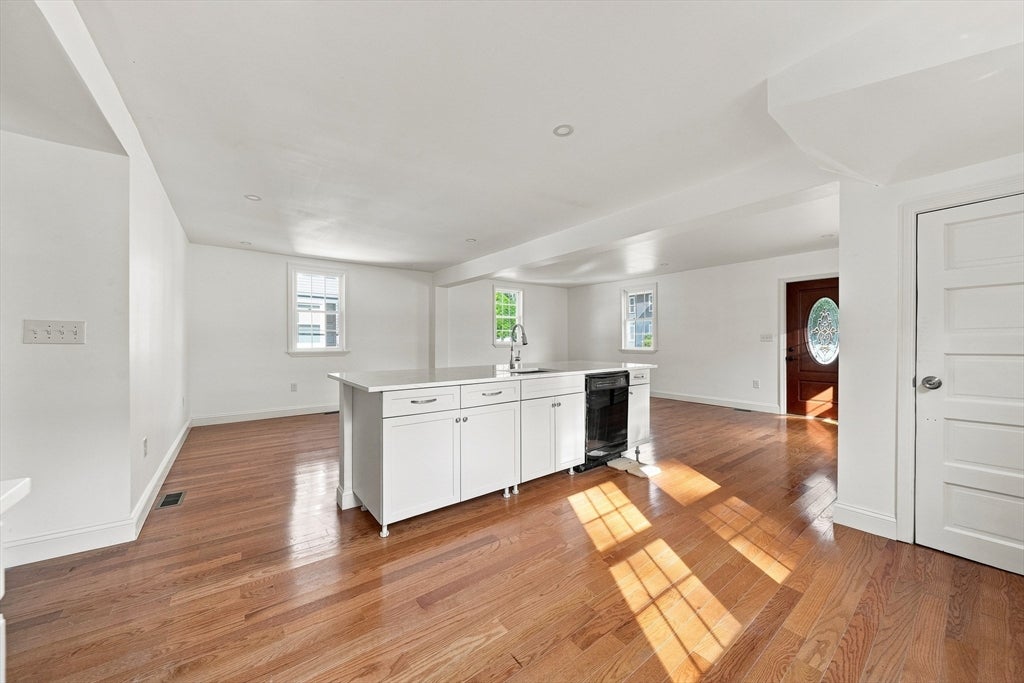 279 Pearl Street, Fitchburg, MA, 279 Pearl Street, Fitchburg, MA Photo #9