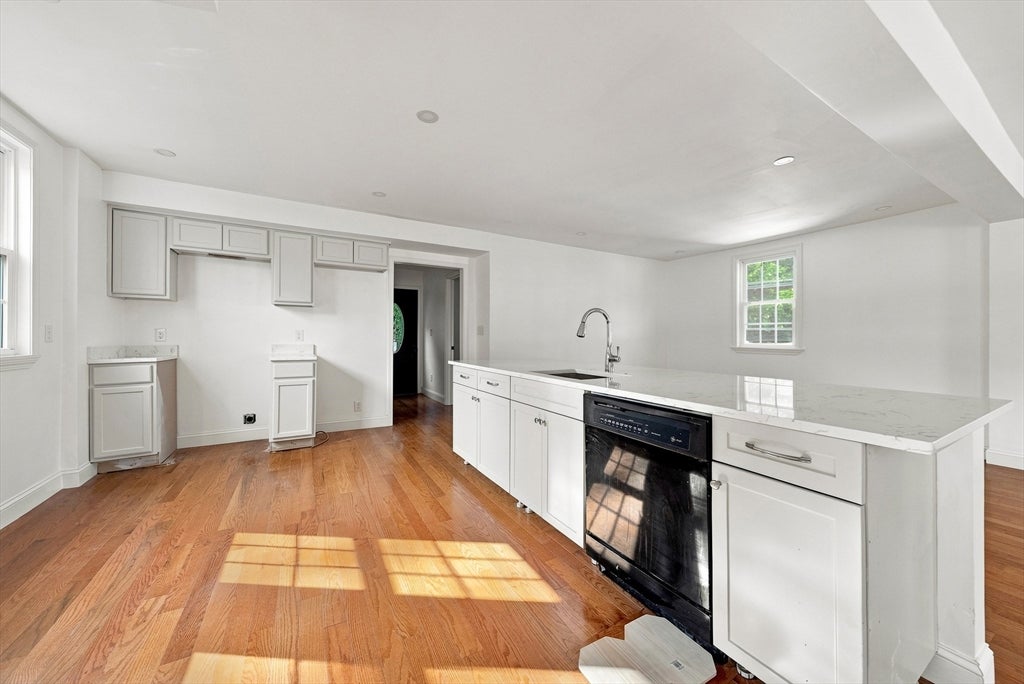 279 Pearl Street, Fitchburg, MA, 279 Pearl Street, Fitchburg, MA Photo #10