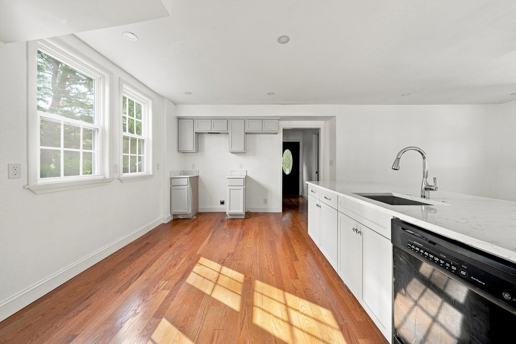 279 Pearl Street, Fitchburg, MA, 279 Pearl Street, Fitchburg, MA Photo #11