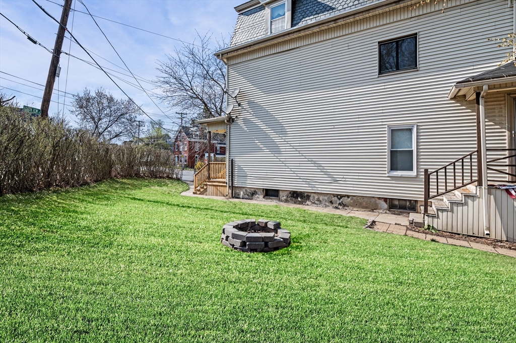83 S Prospect St