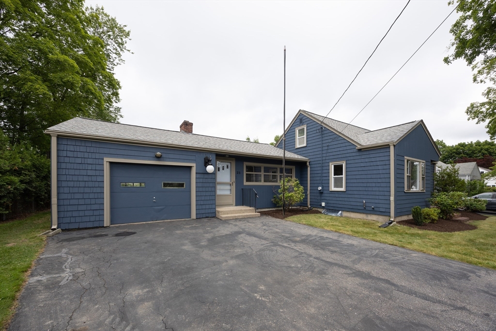 23 Crescent Ave