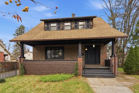 10 Mckinley Terrace Westfield MA 01085