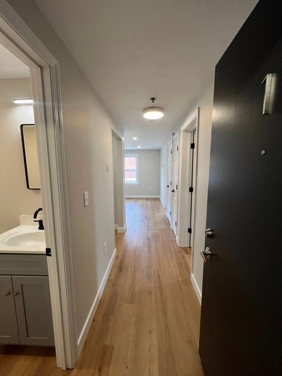 7 Oak St #1, Peabody, MA, 7 Oak St #1, Peabody, MA Photo #8