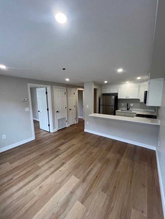 7 Oak St #1, Peabody, MA, 7 Oak St #1, Peabody, MA Photo #1