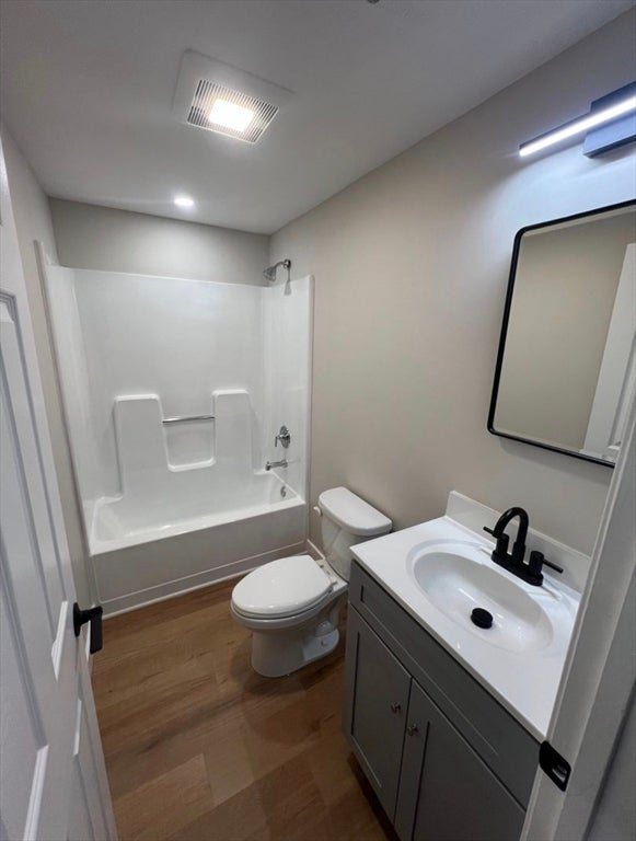 7 Oak St #1, Peabody, MA, 7 Oak St #1, Peabody, MA Photo #9