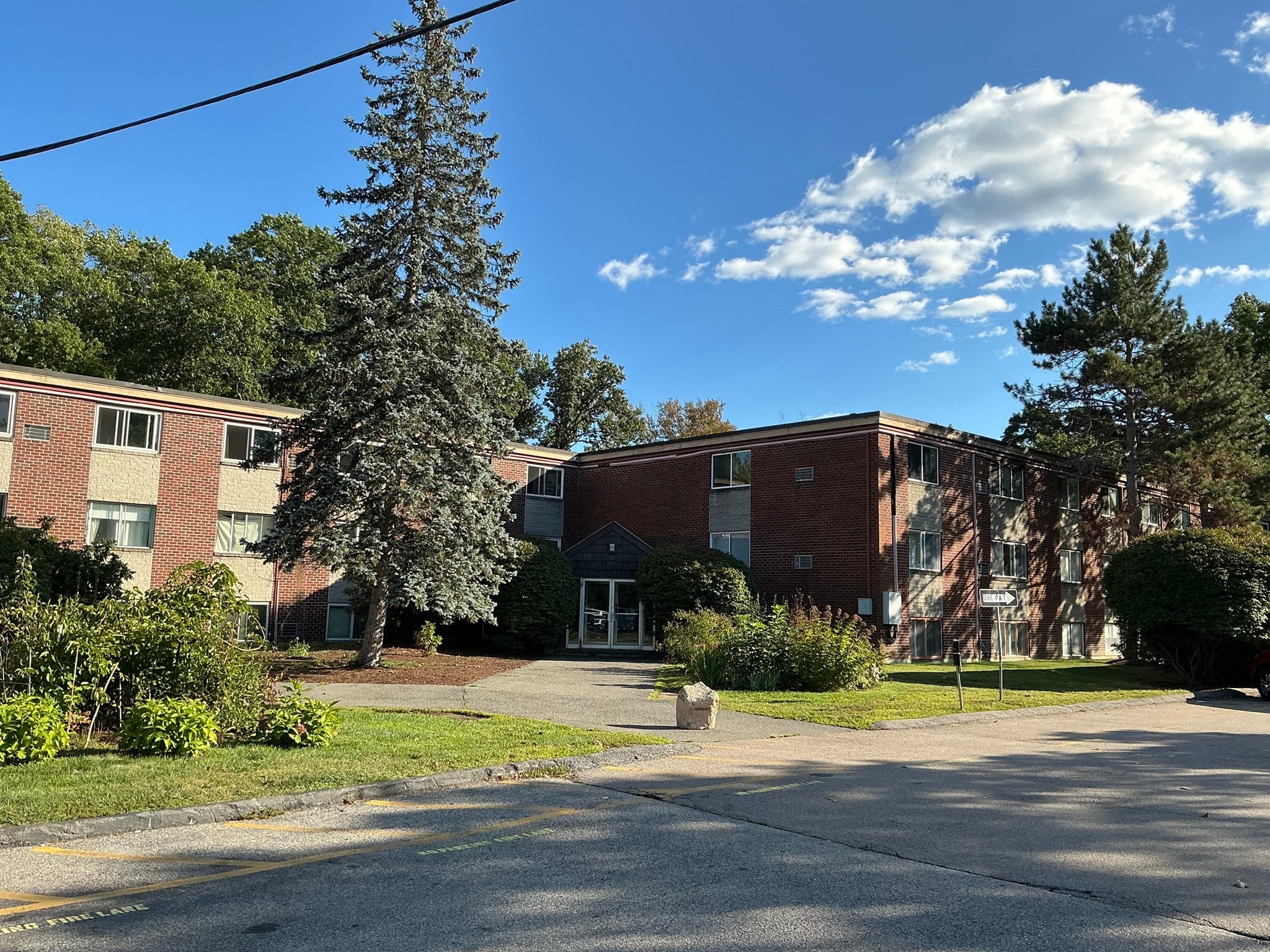 15 Weld St