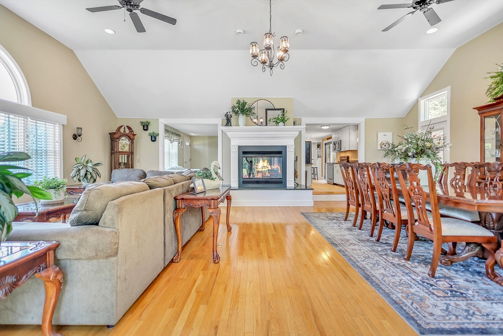 1 Messina Cir