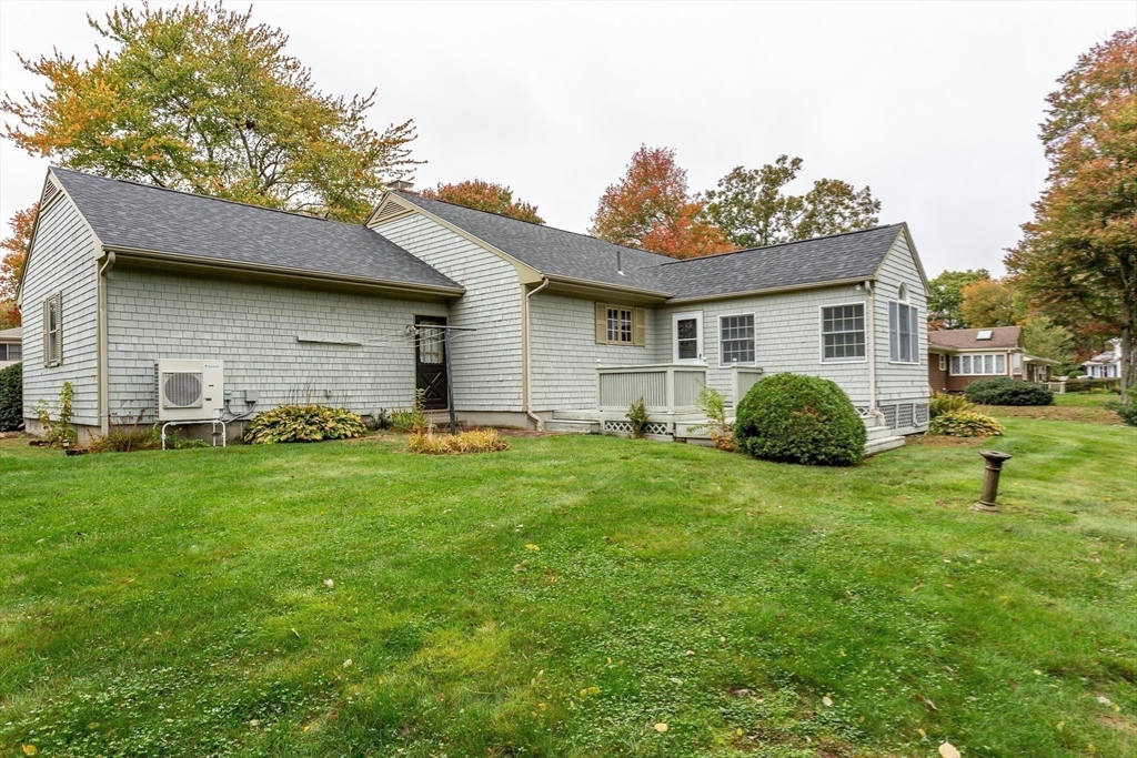 84 Thomas Dr