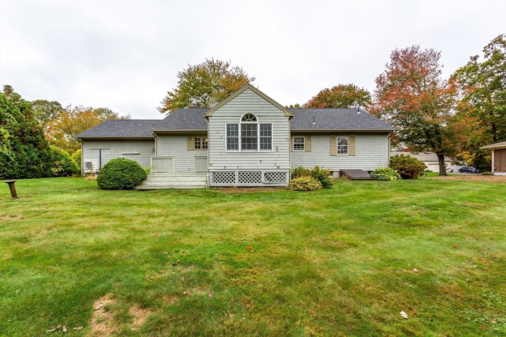 84 Thomas Dr