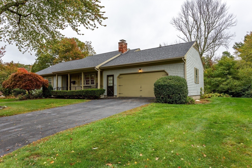 84 Thomas Dr