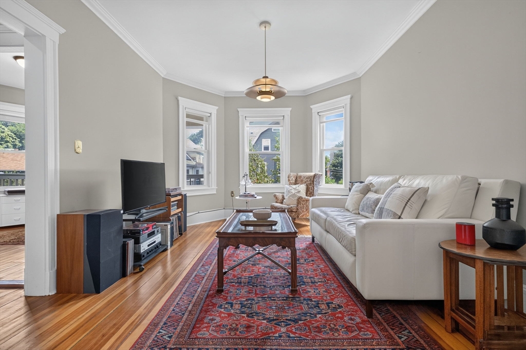 19 Rill St 2