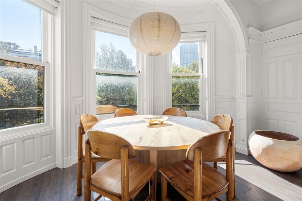 167 Commonwealth Ave 5