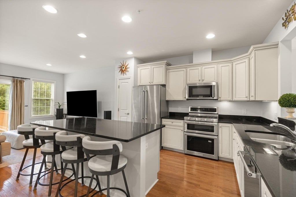 6 Dogwood Way #6, Hopkinton, MA, 6 Dogwood Way #6, Hopkinton, MA Photo #7