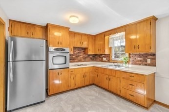 27 Westboro Rd