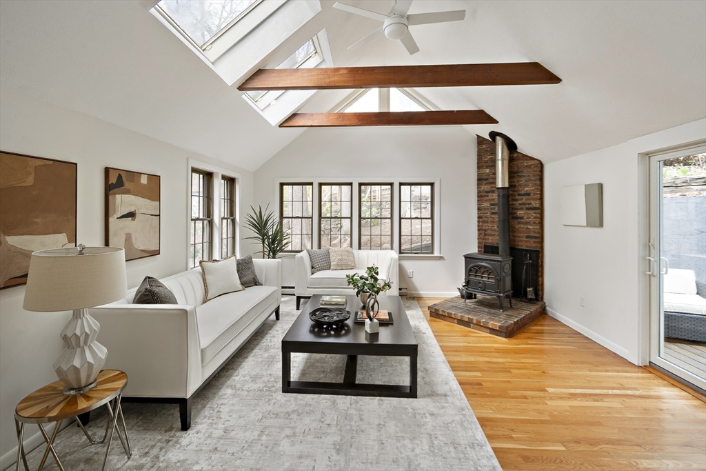 26 Aerial Street