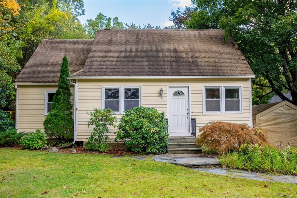 8 Chestnut St