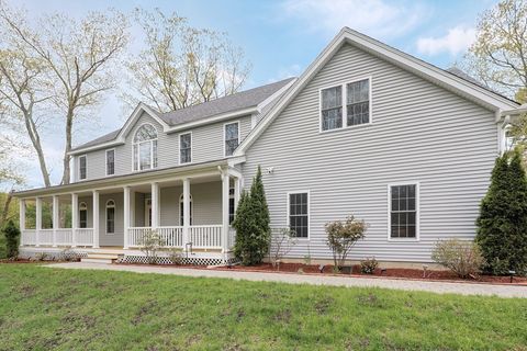 662 Concord St Holliston MA 01746