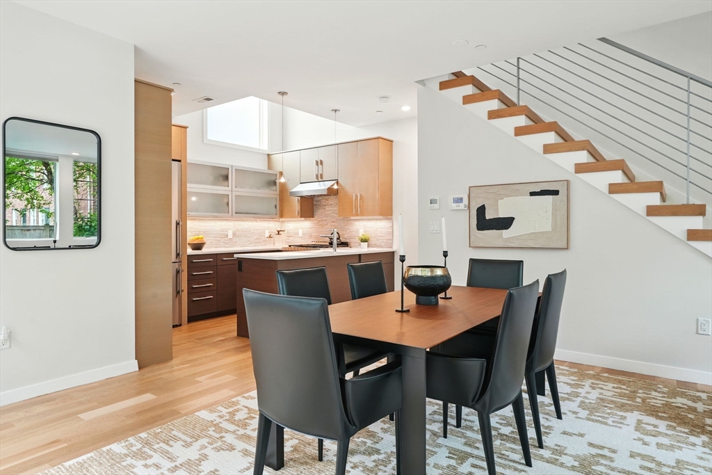 95 Kirkland St 95
