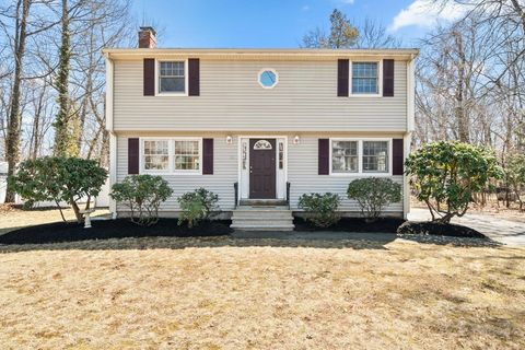 10 Hearthstone Dr Burlington MA 01803