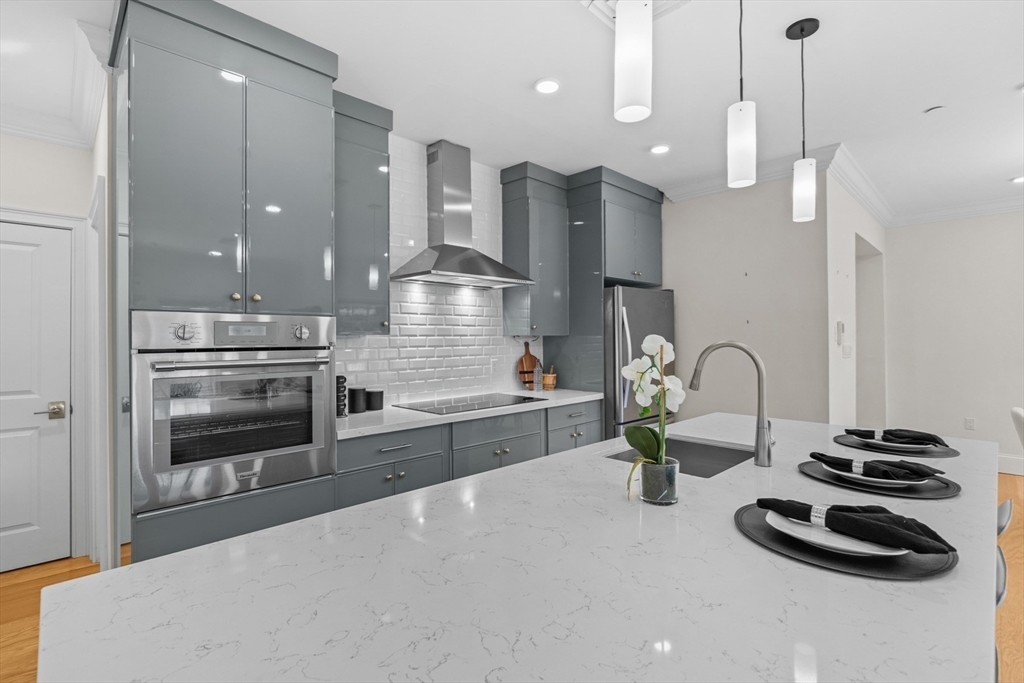 36 Elmwood Ave 4