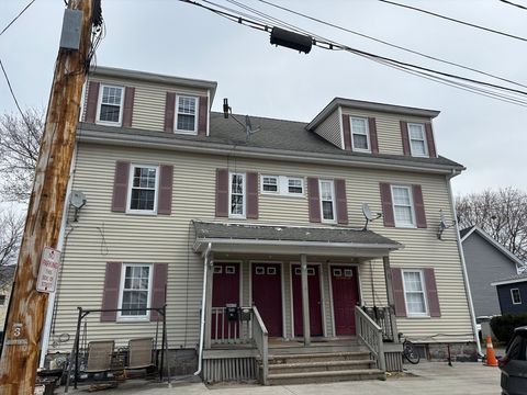 16 Quigley Ave 16 Chelmsford MA 01863