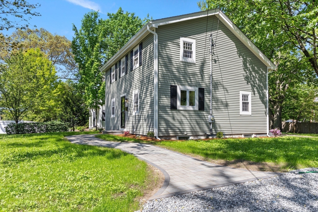 101 Speen St