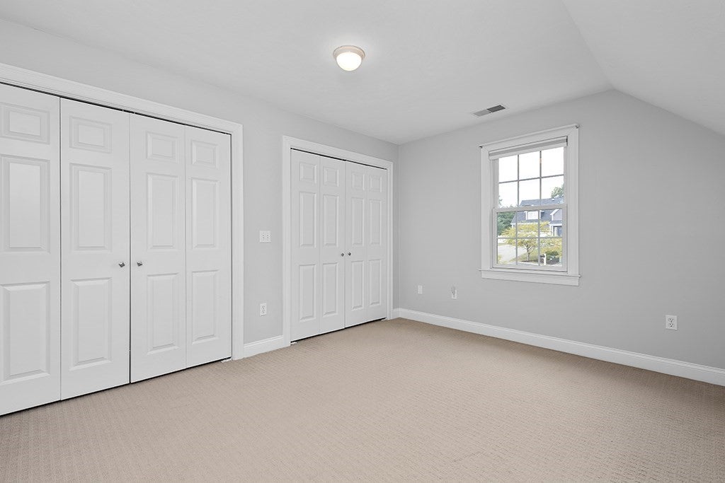 1 Neff Dr, Foxboro, MA, 1 Neff Dr, Foxboro, MA Photo #33