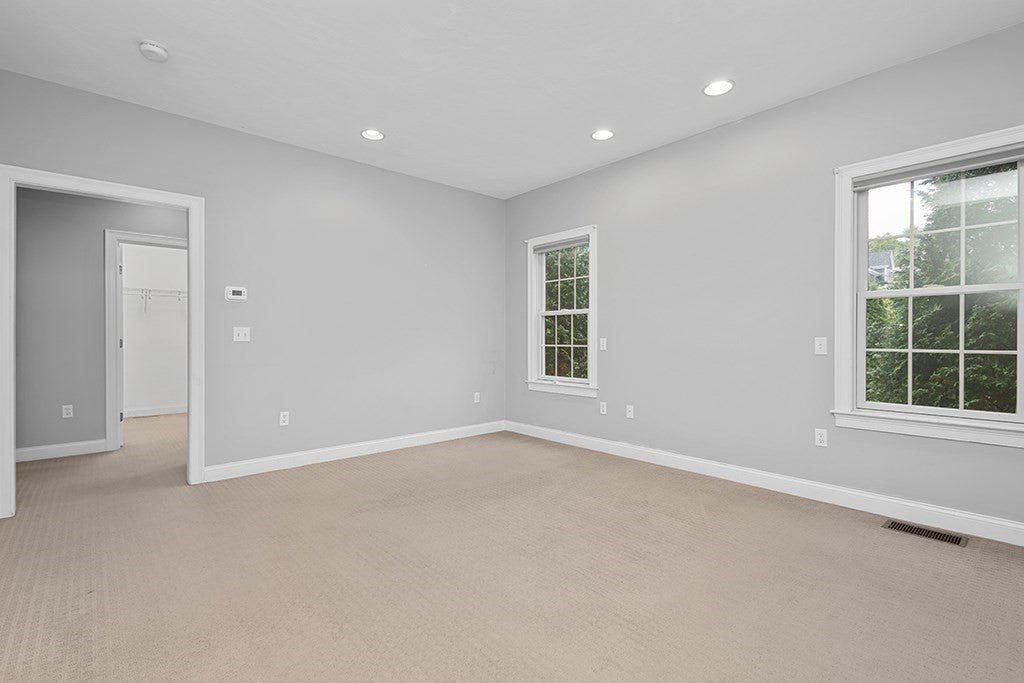 1 Neff Dr, Foxboro, MA, 1 Neff Dr, Foxboro, MA Photo #28