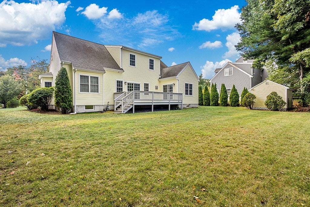 1 Neff Dr, Foxboro, MA, 1 Neff Dr, Foxboro, MA Photo #6