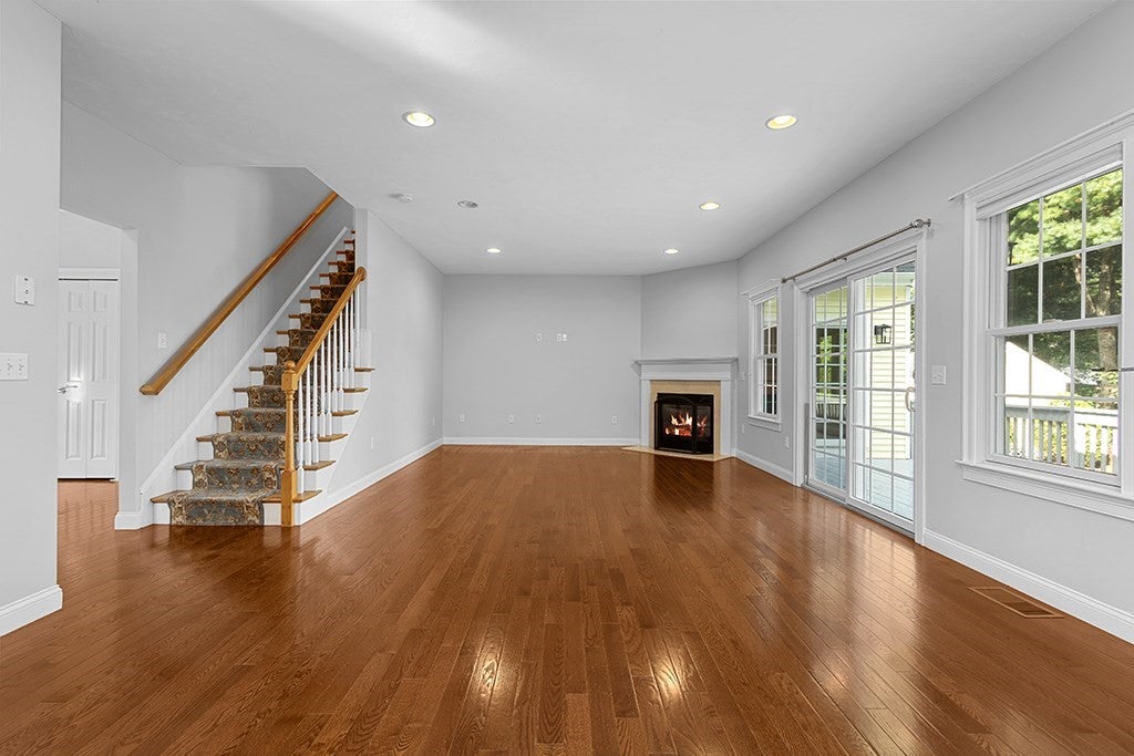 1 Neff Dr, Foxboro, MA, 1 Neff Dr, Foxboro, MA Photo #18