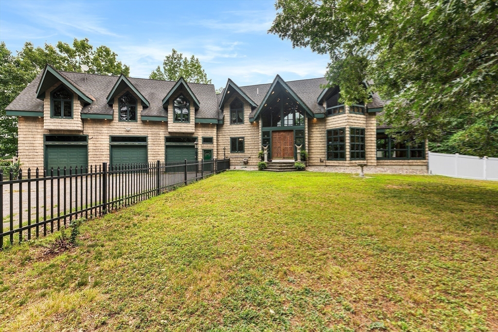 48 Sherburne Ave