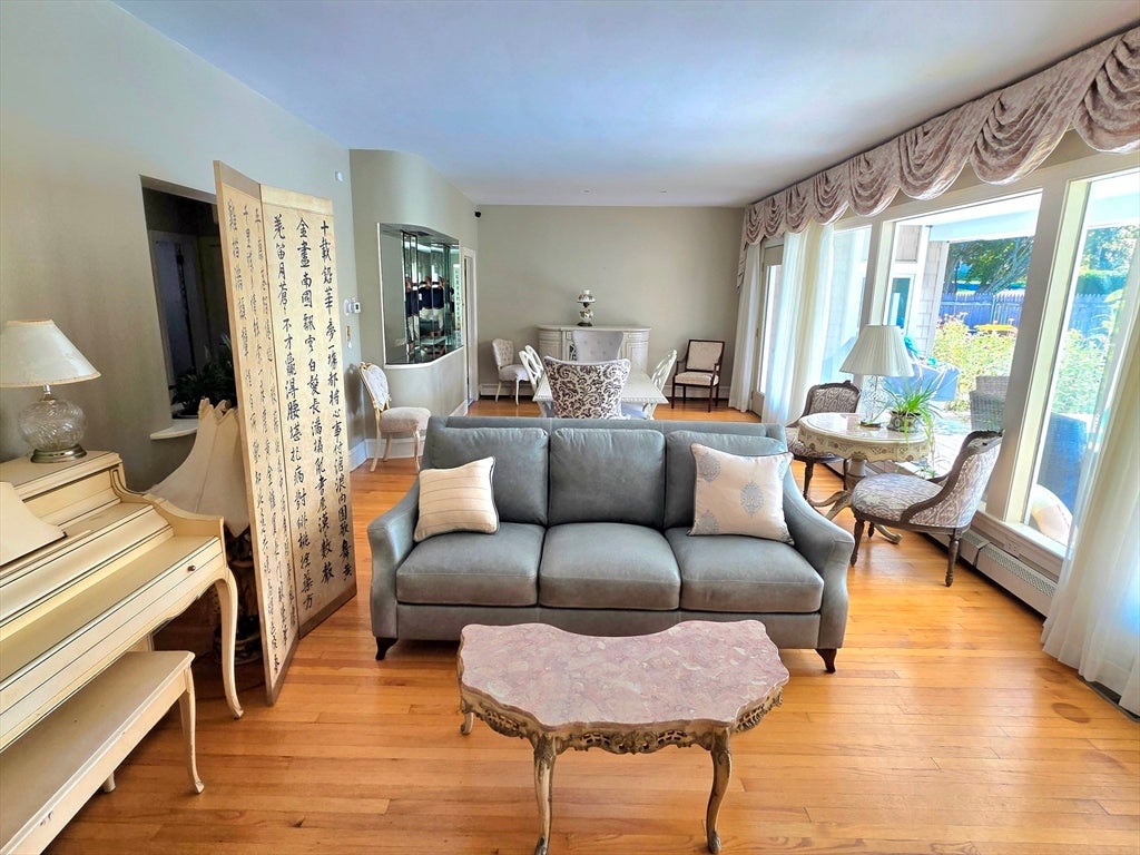 1015 Madison St, Fall River, MA Photo #9