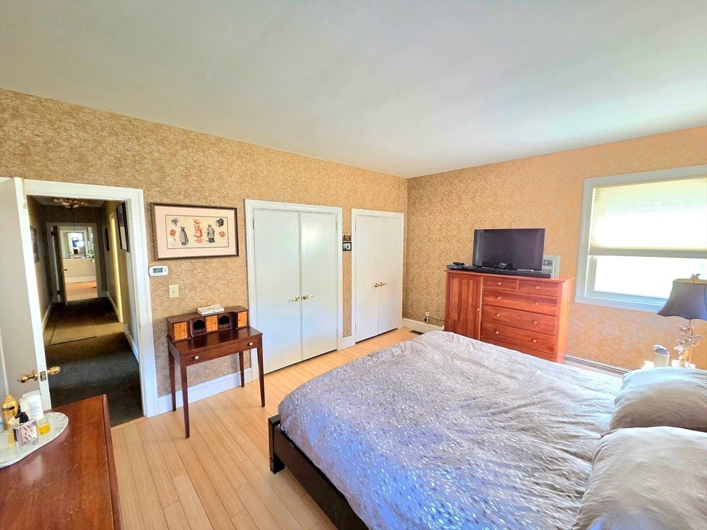 1015 Madison St, Fall River, MA Photo #24
